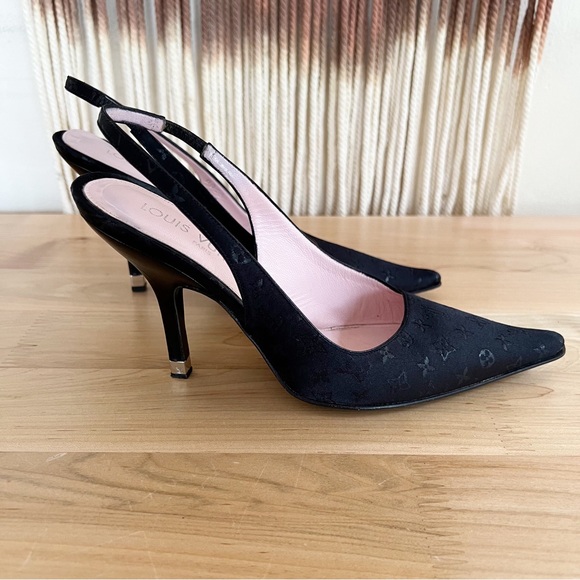 Louis Vuitton Slingback Pumps - Picture 2 of 11